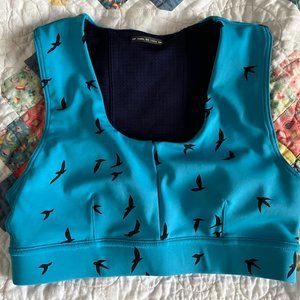 Oiselle Flyout Bra -- Excellent Used Condition -- with Phone Pocket! -- Size 4